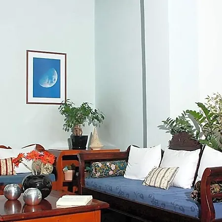Kalma Hotel